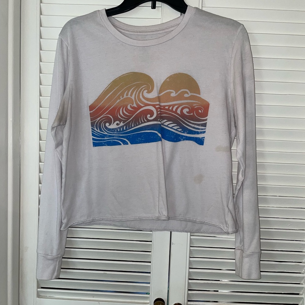 White billabong long sleeve shirt